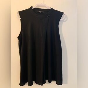 Sleeveless blouse